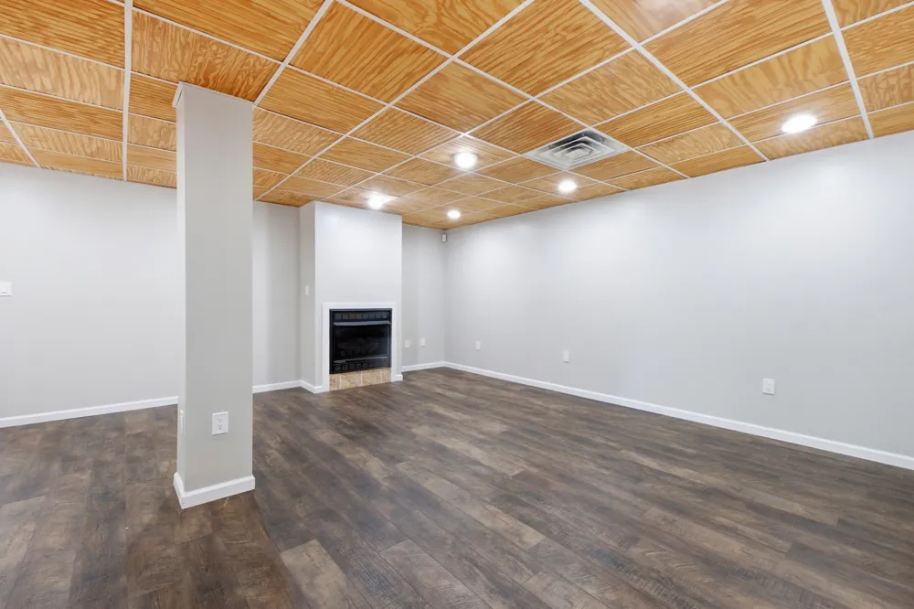 Address Not Shown Birchwood, TN 37308