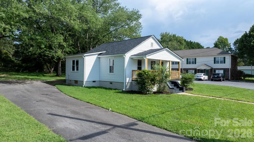 1320 14th Street Drive NE Hickory, NC 28601