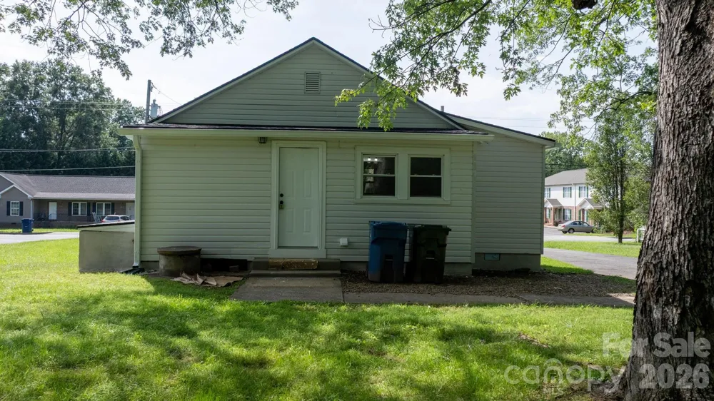 1320 14th Street Drive NE Hickory, NC 28601