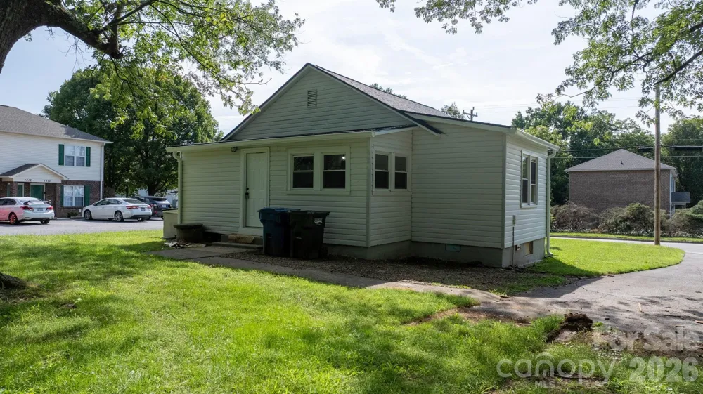1320 14th Street Drive NE Hickory, NC 28601