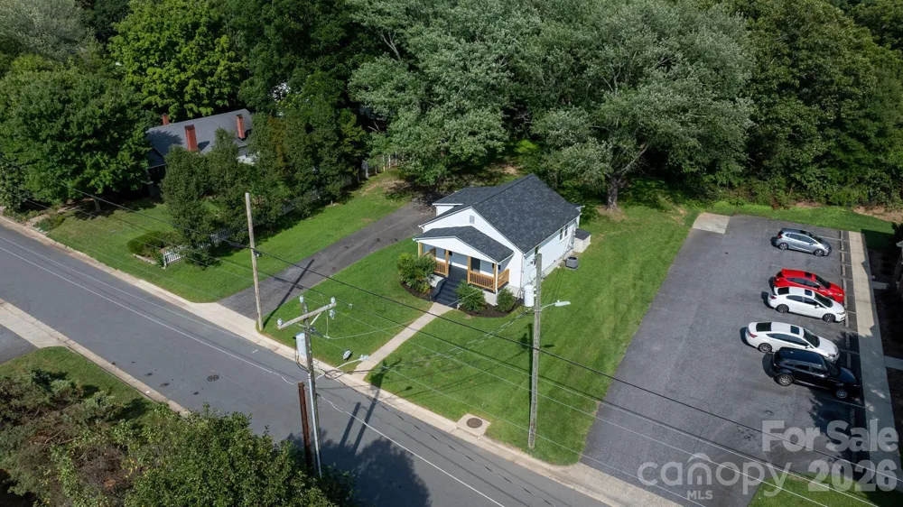 1320 14th Street Drive NE Hickory, NC 28601