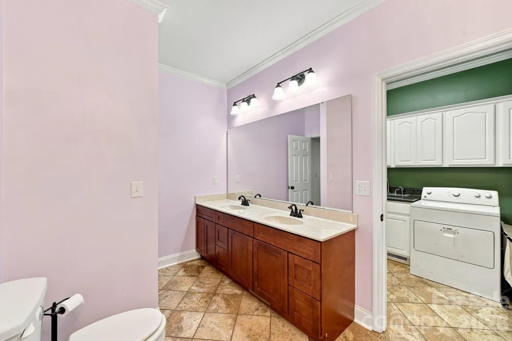 1134 Oakwood Drive Chester, SC 29706