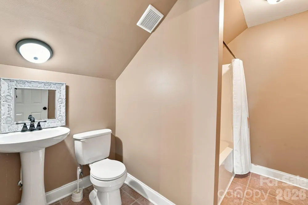 1134 Oakwood Drive Chester, SC 29706