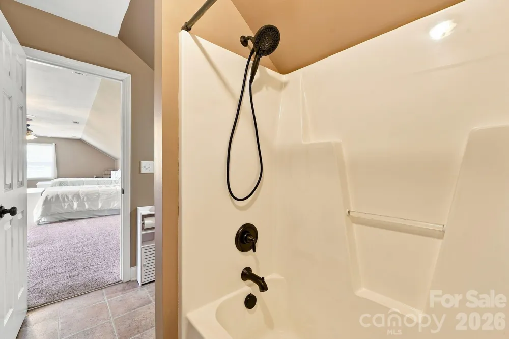 1134 Oakwood Drive Chester, SC 29706