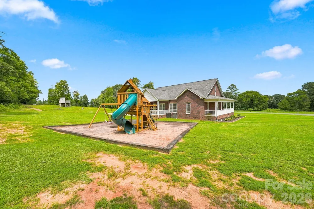 1134 Oakwood Drive Chester, SC 29706