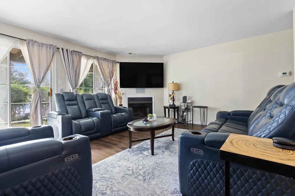 4943 Winterbury Dr Mays Landing, NJ 08330