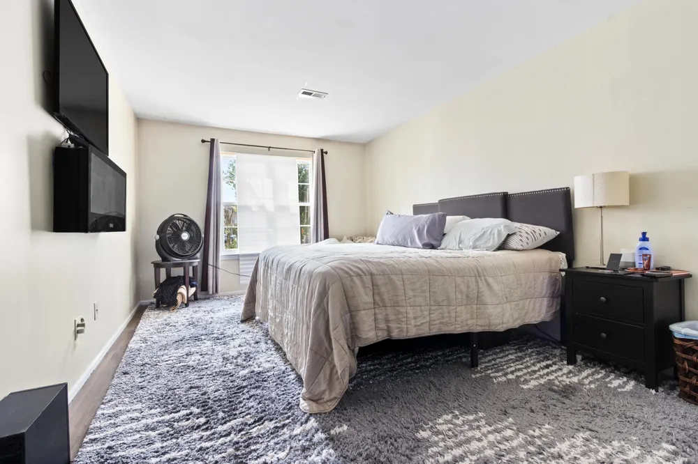 4943 Winterbury Dr Mays Landing, NJ 08330