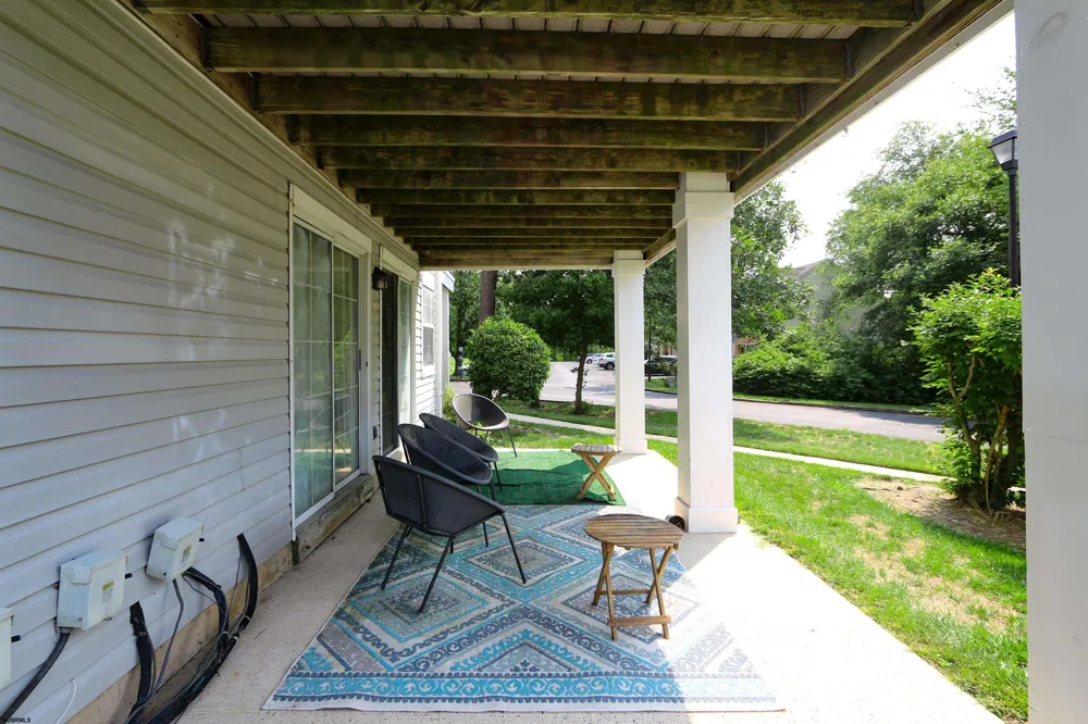 4943 Winterbury Dr Mays Landing, NJ 08330