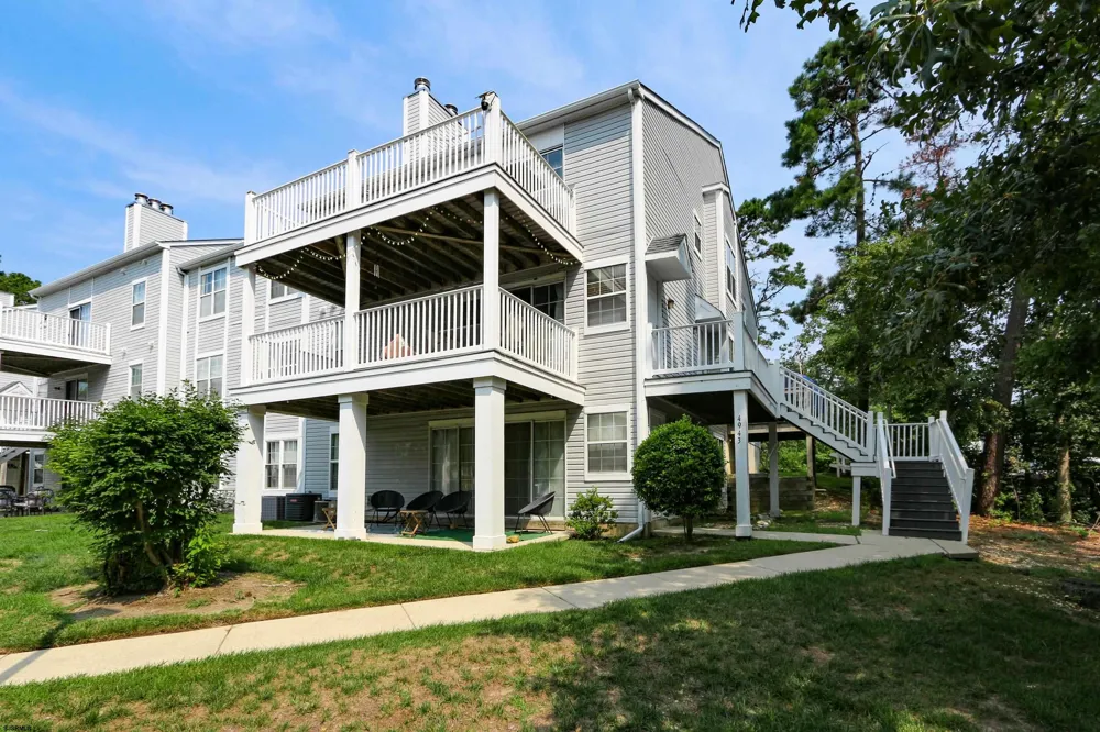 4943 Winterbury Dr Mays Landing, NJ 08330