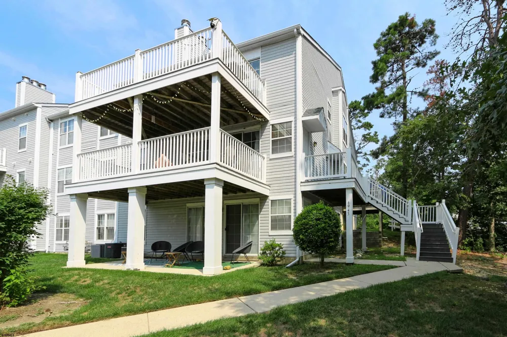 4943 Winterbury Dr Mays Landing, NJ 08330