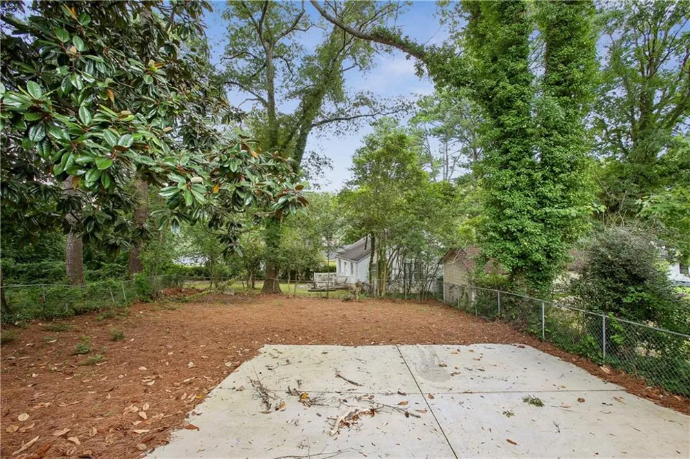 1649 Beecher Street SW Atlanta, GA 30310
