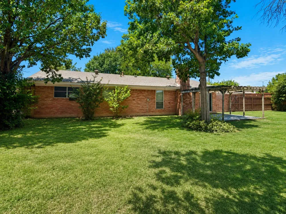 200 Hart Road Little Elm, TX 75068