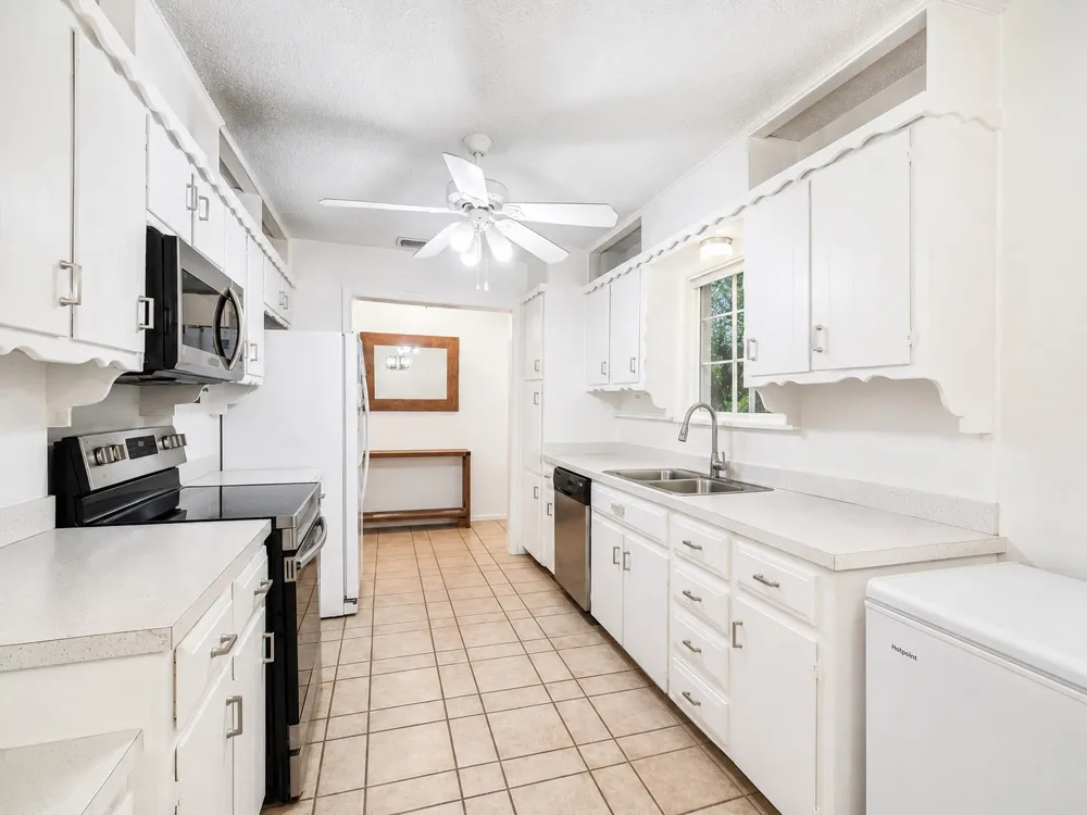 200 Hart Road Little Elm, TX 75068