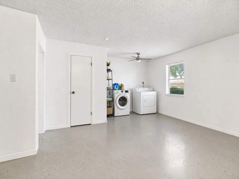 200 Hart Road Little Elm, TX 75068