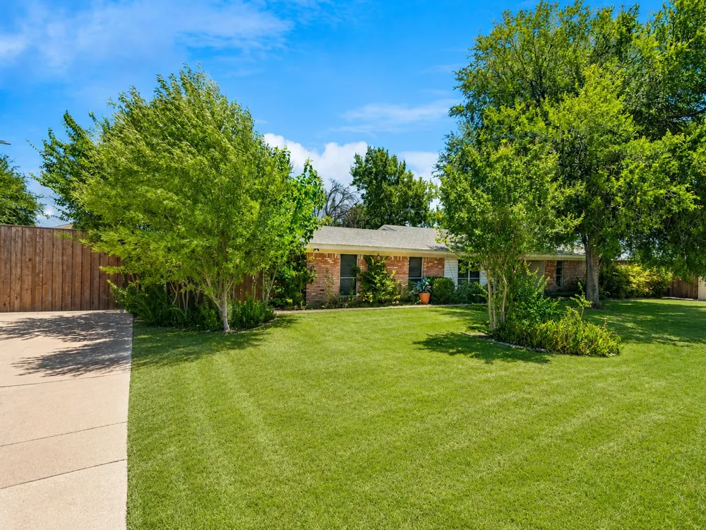 200 Hart Road Little Elm, TX 75068