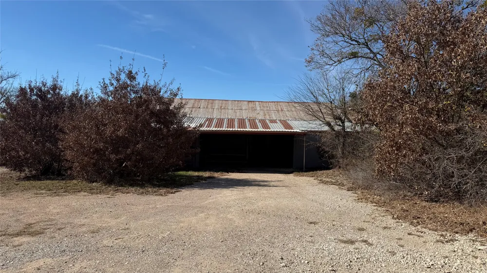 5 W HWY 84 Goldthwaite, TX 76844