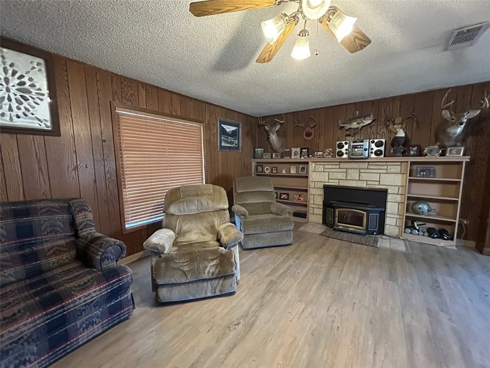 5 W HWY 84 Goldthwaite, TX 76844
