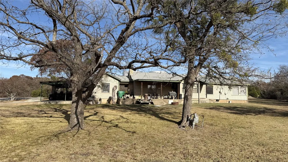 5 W HWY 84 Goldthwaite, TX 76844