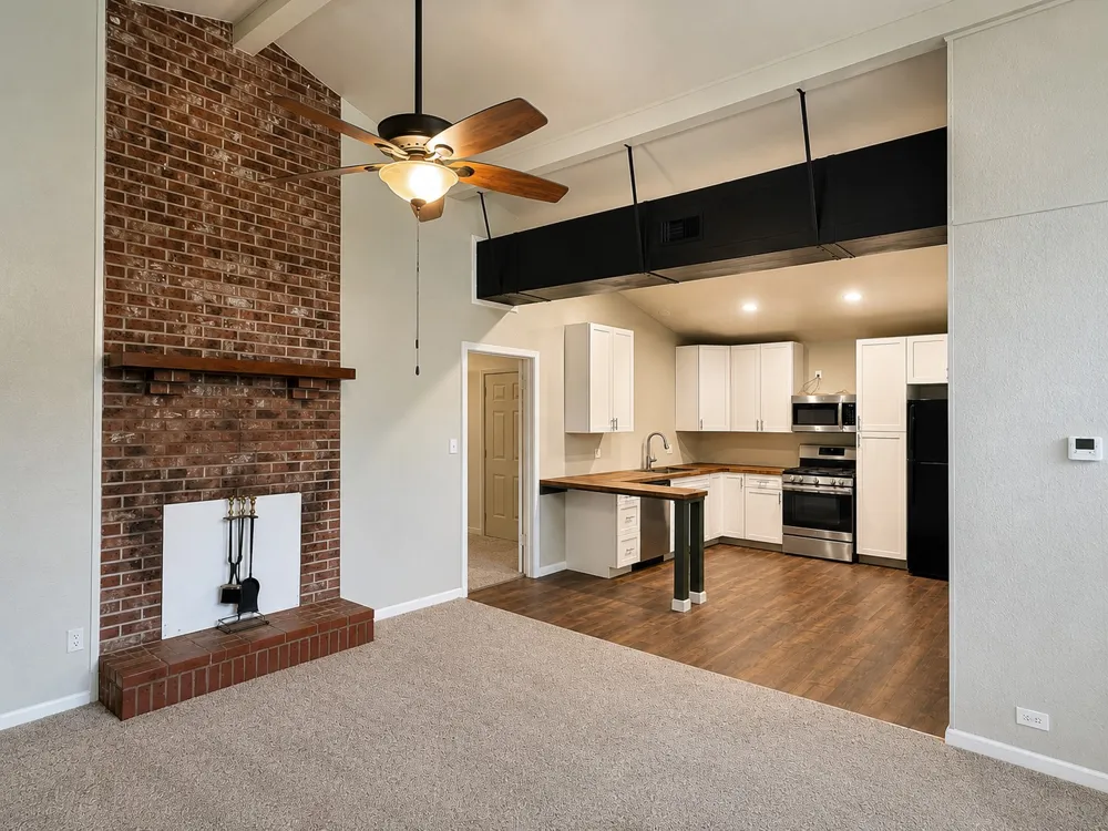 414 E Main Street Omaha, TX 75571