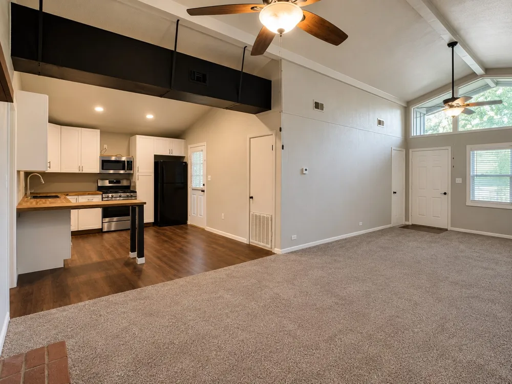 414 E Main Street Omaha, TX 75571