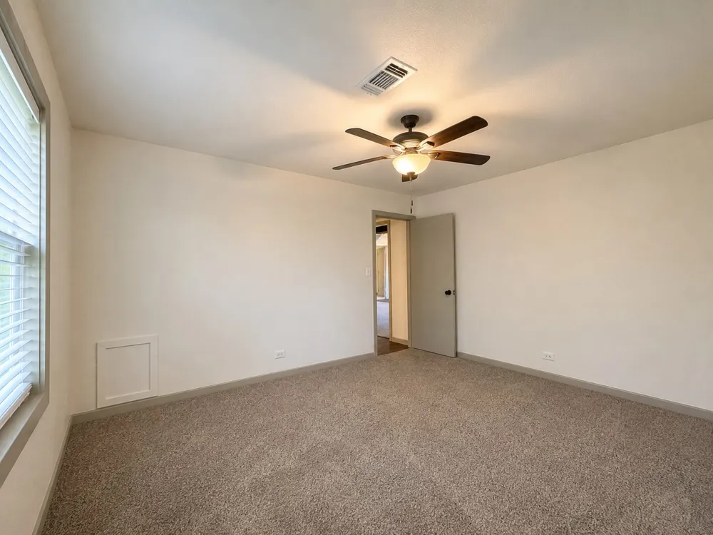 414 E Main Street Omaha, TX 75571