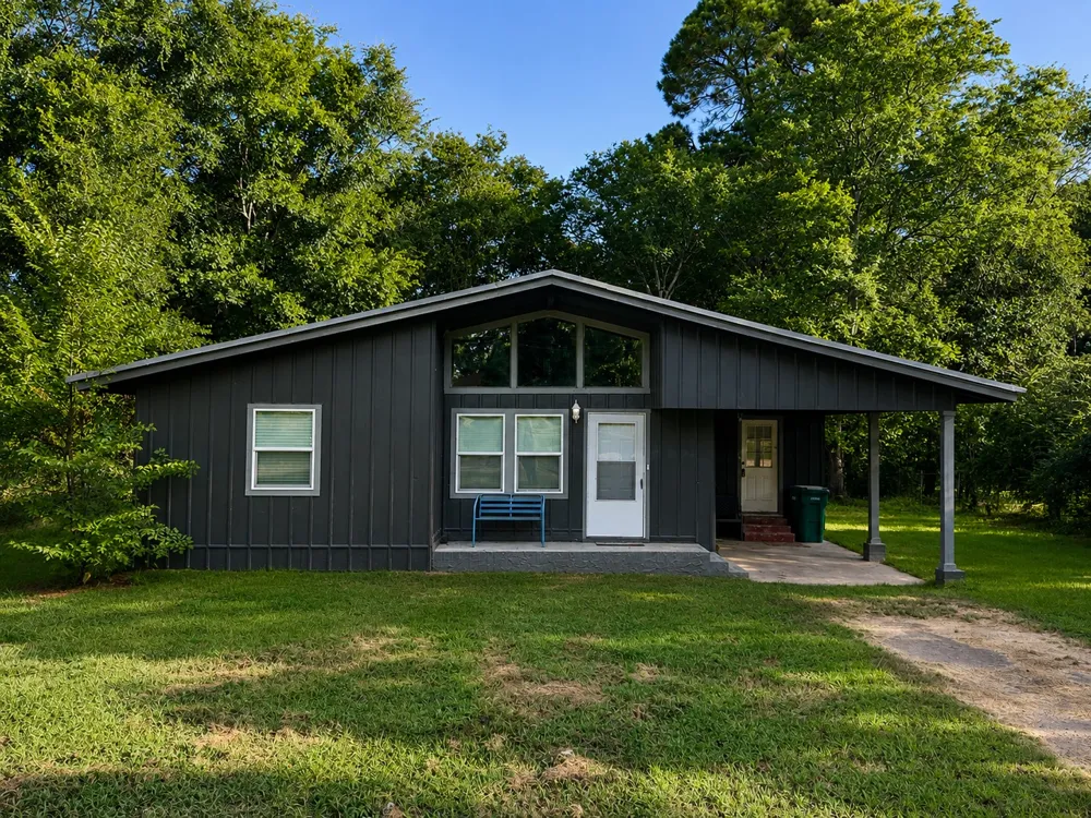 414 E Main Street Omaha, TX 75571