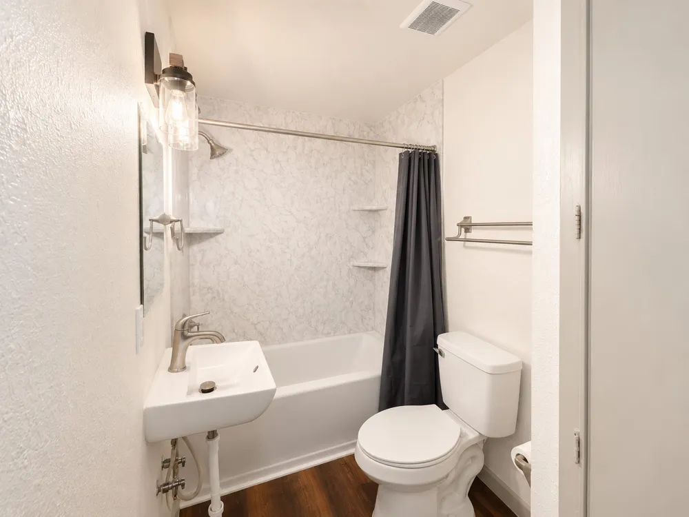 414 E Main Street Omaha, TX 75571