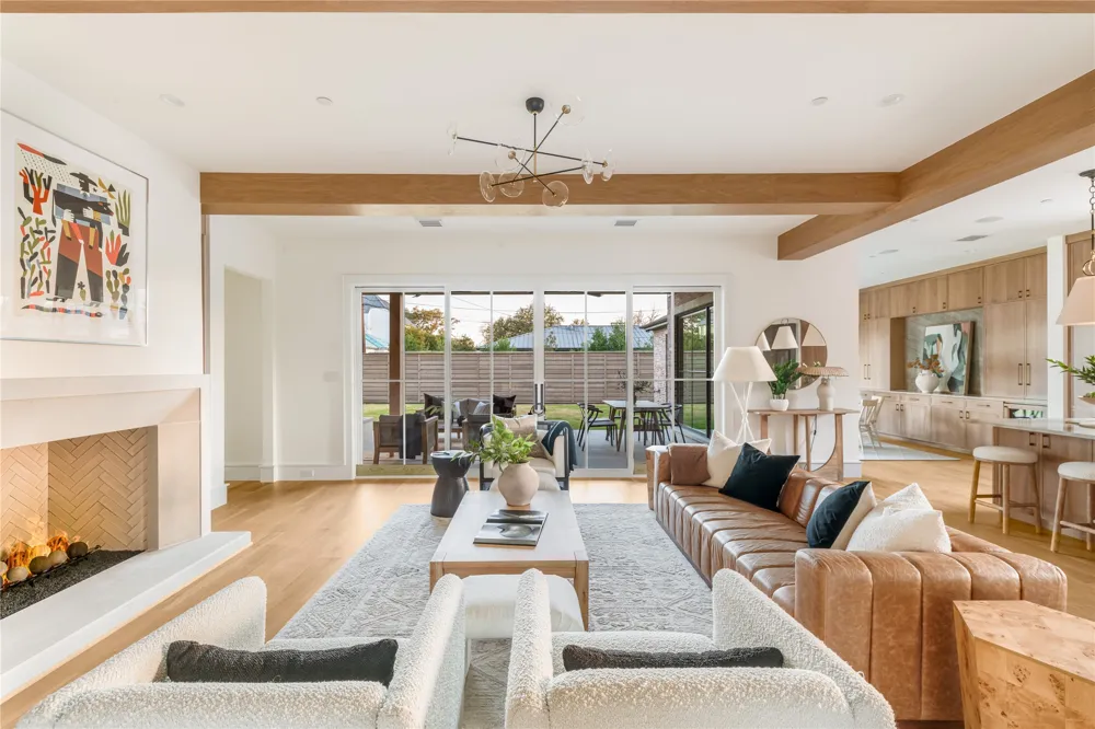 6016 Del Roy Drive Dallas, TX 75230