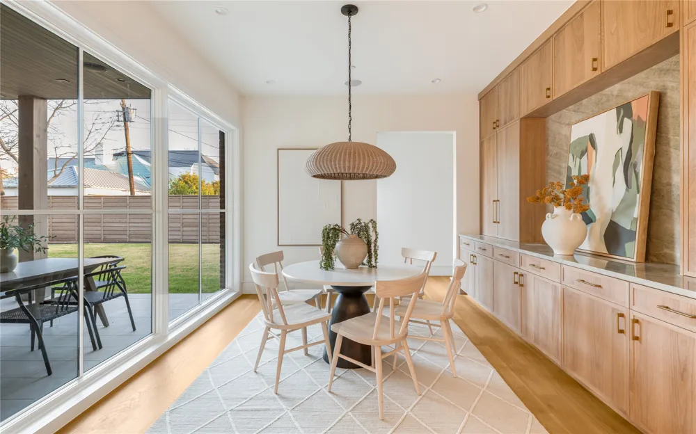 6016 Del Roy Drive Dallas, TX 75230