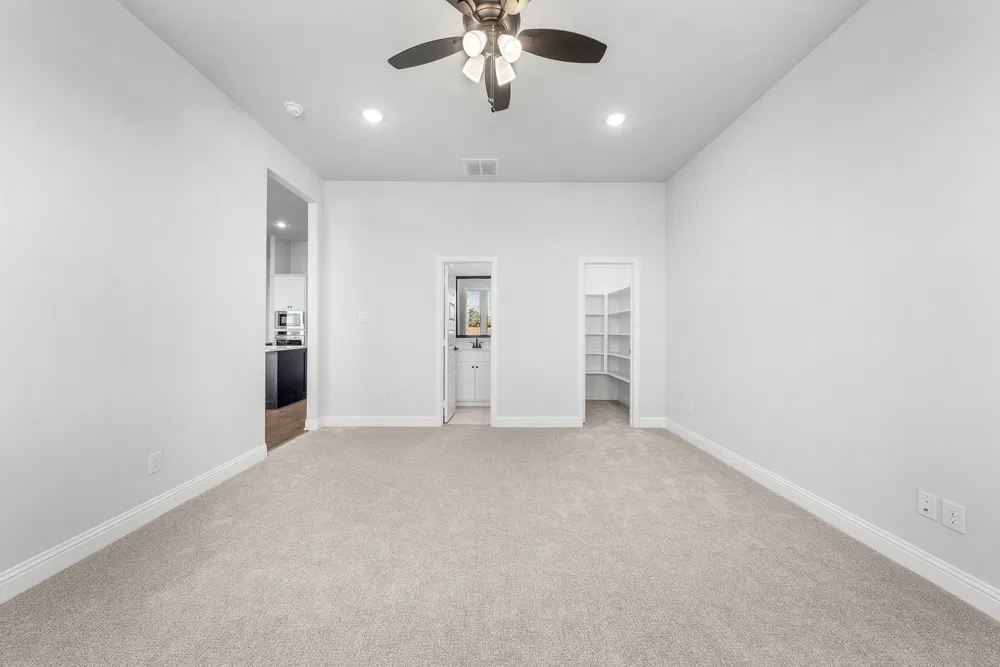 132 Liv Meadow Waxahachie, TX 75165