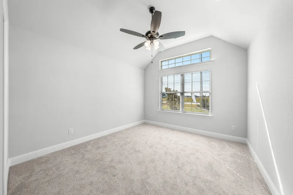 132 Liv Meadow Waxahachie, TX 75165