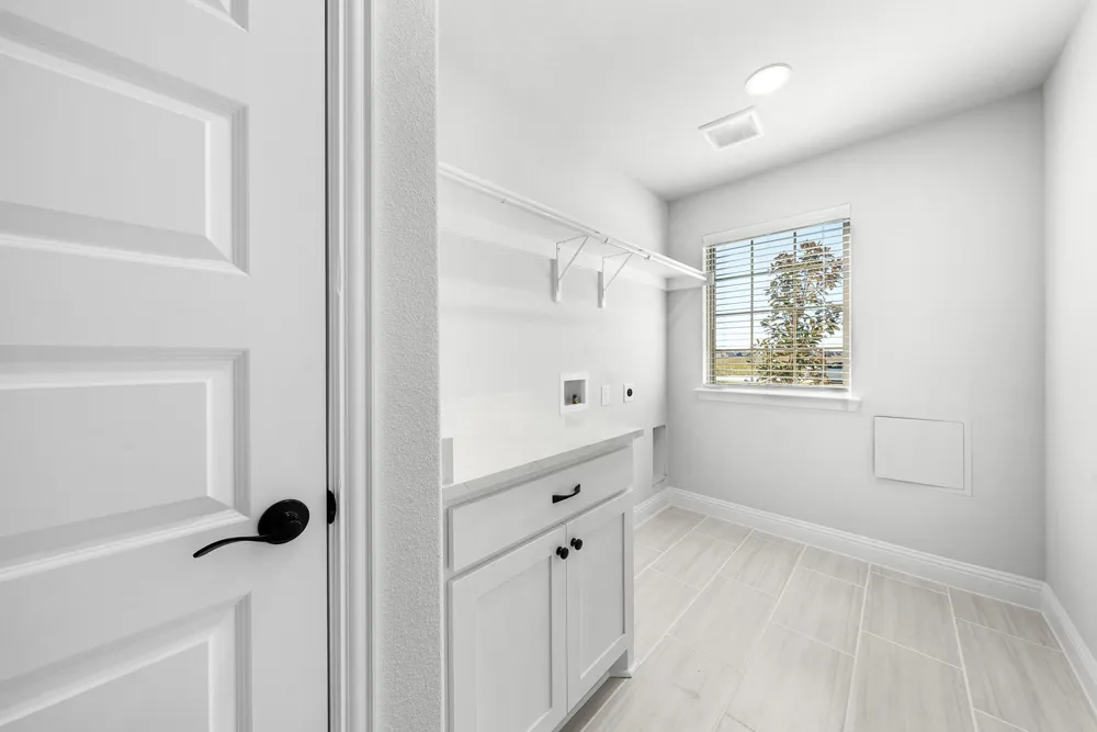 132 Liv Meadow Waxahachie, TX 75165
