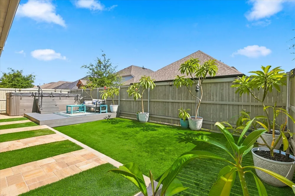 2449 Lazy Dog Lane Northlake, TX 76247