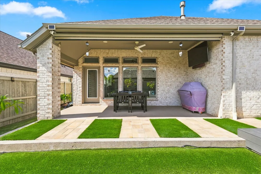 2449 Lazy Dog Lane Northlake, TX 76247