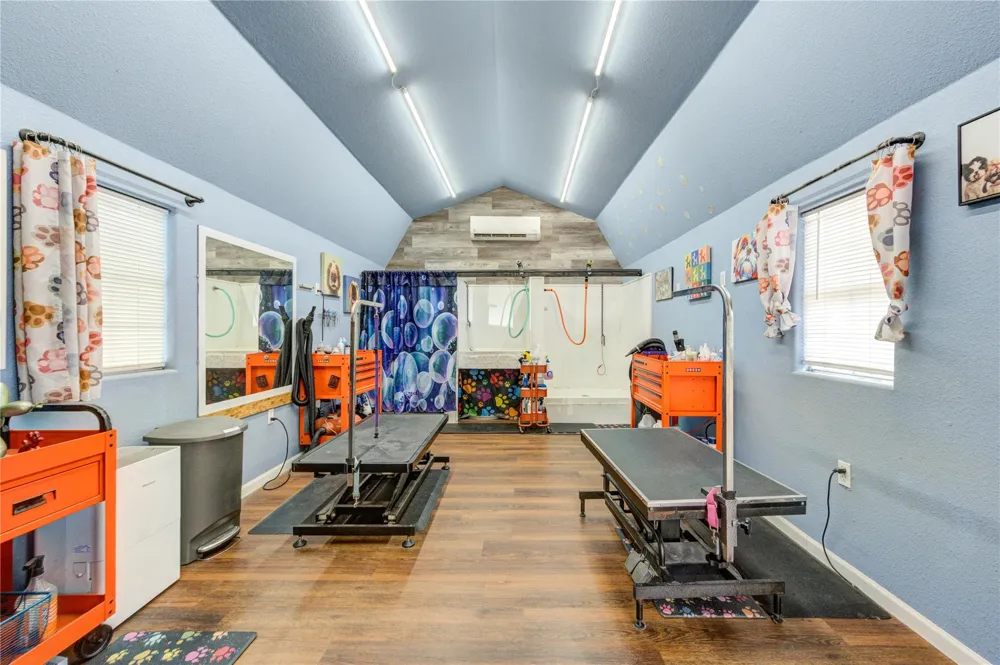 409 Dunnam Avenue Cleveland, TX 77327