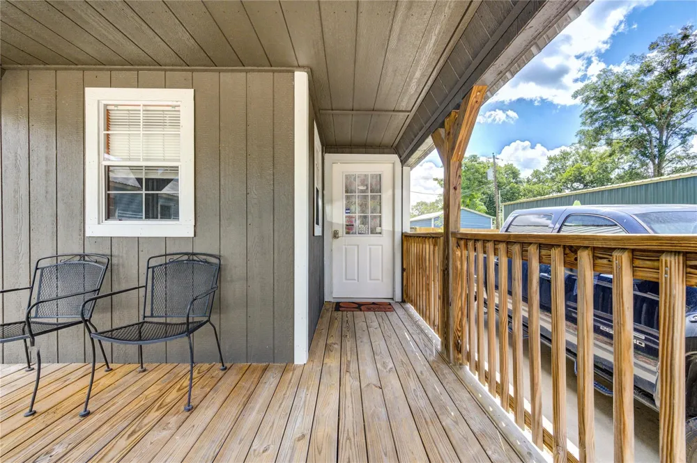 409 Dunnam Avenue Cleveland, TX 77327
