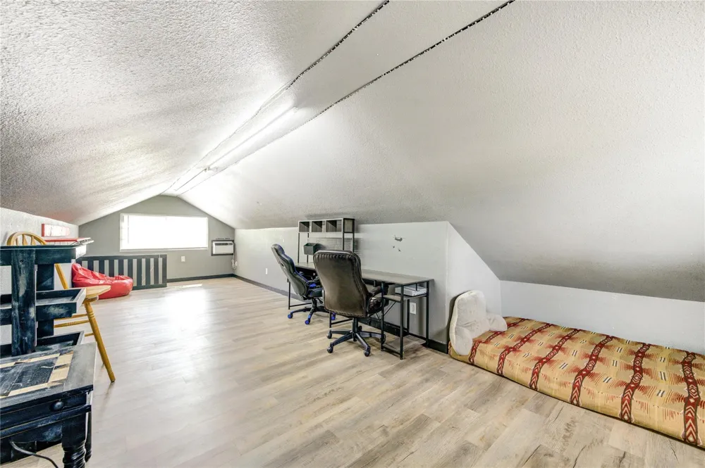 409 Dunnam Avenue Cleveland, TX 77327