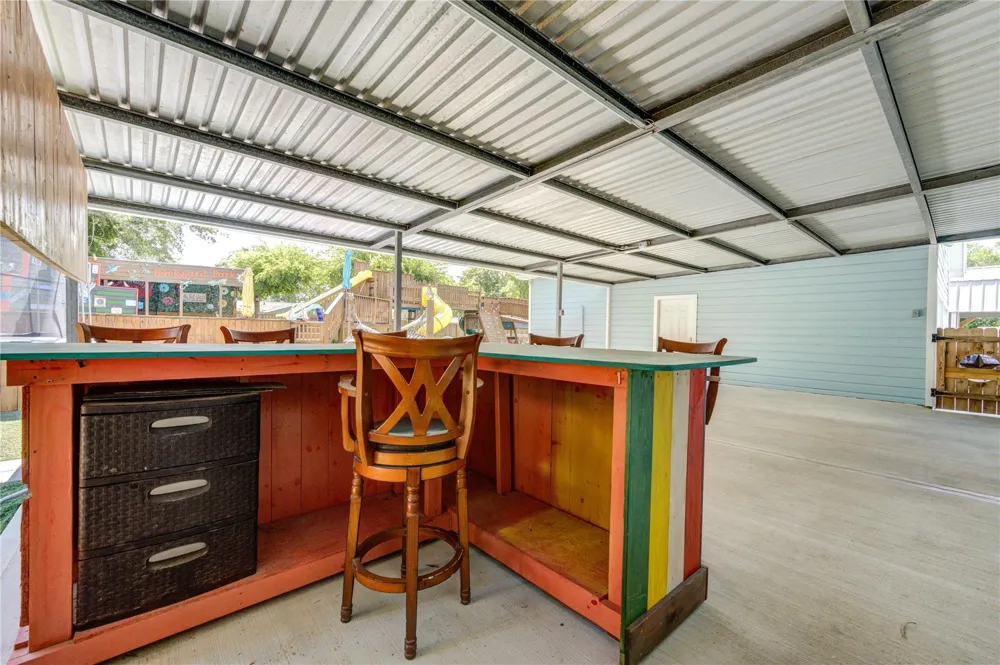 409 Dunnam Avenue Cleveland, TX 77327