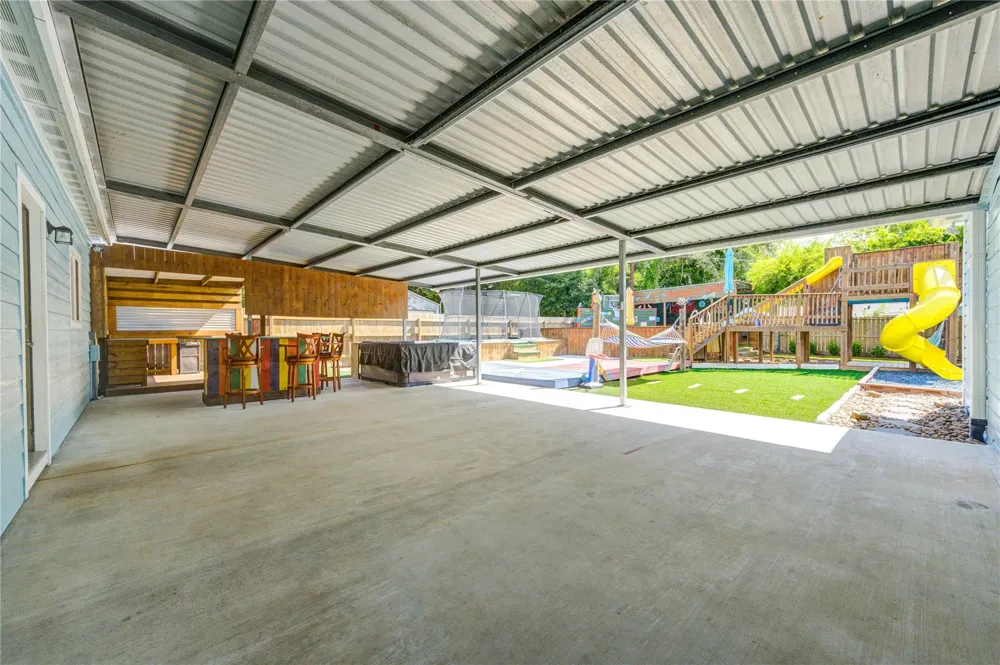 409 Dunnam Avenue Cleveland, TX 77327