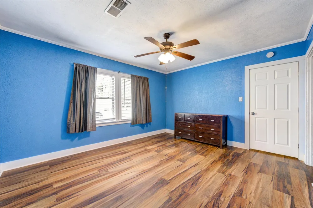 409 Dunnam Avenue Cleveland, TX 77327