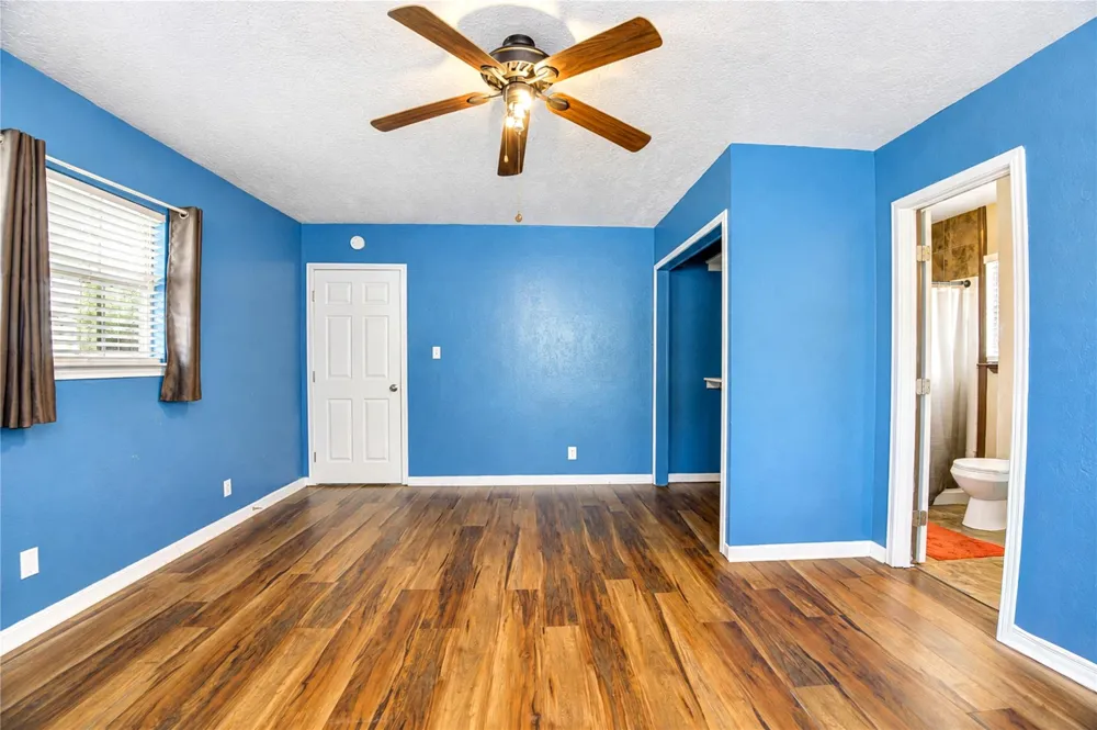 409 Dunnam Avenue Cleveland, TX 77327