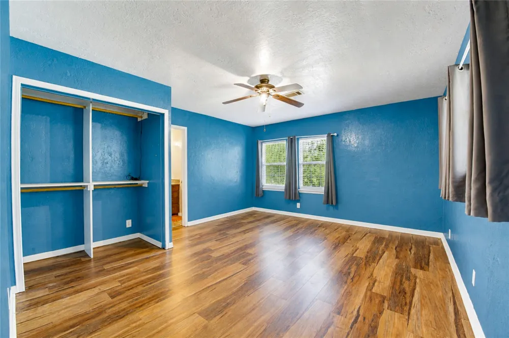 409 Dunnam Avenue Cleveland, TX 77327