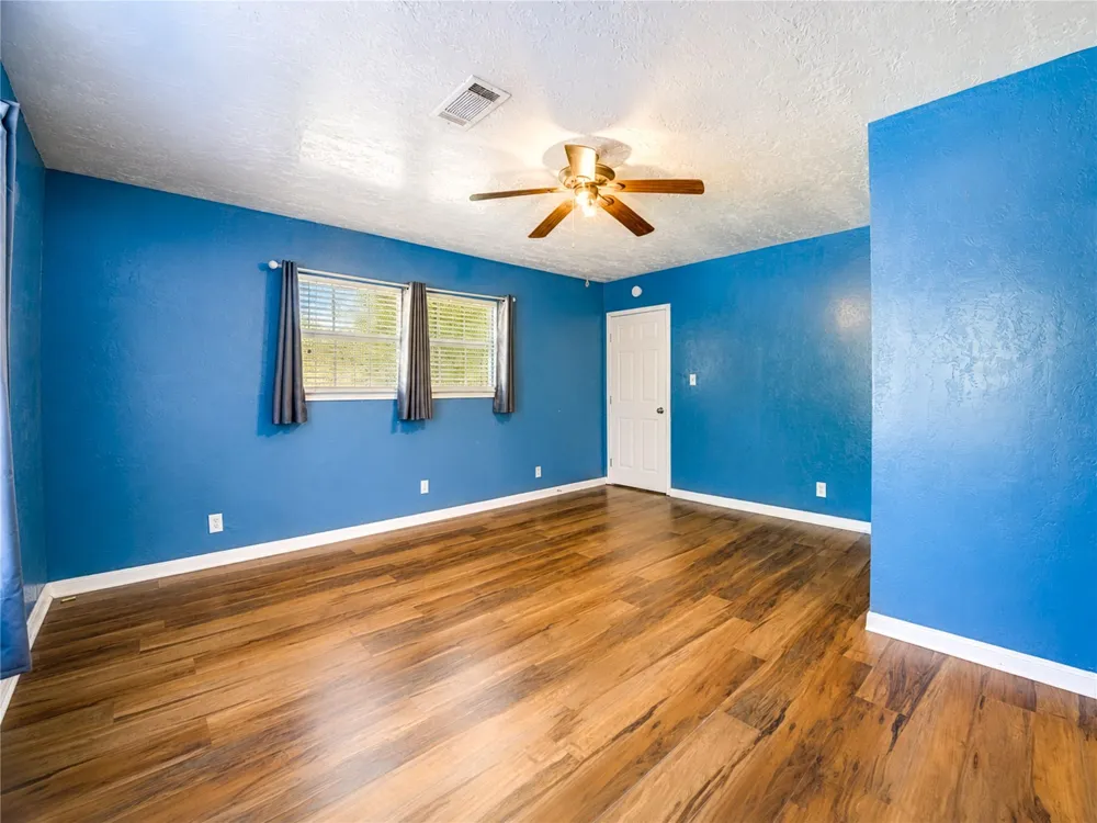 409 Dunnam Avenue Cleveland, TX 77327