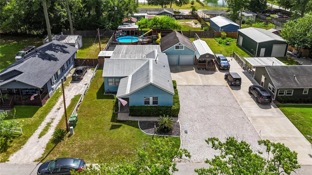 409 Dunnam Avenue Cleveland, TX 77327