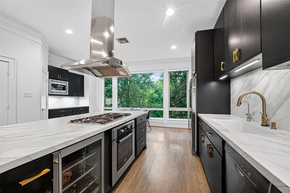 1201 Peveto Street Houston, TX 77019