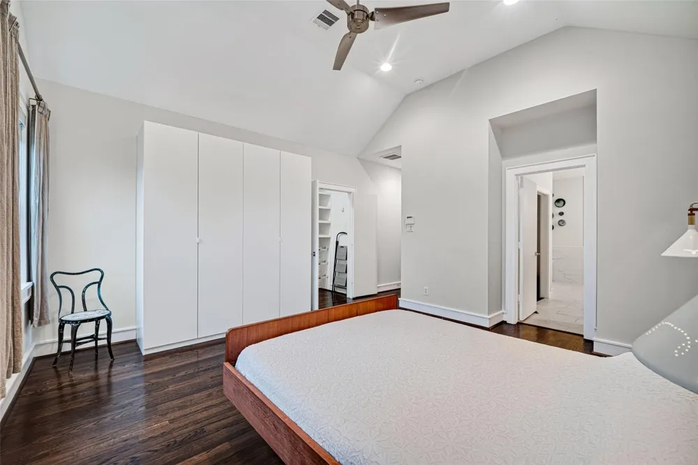 1201 Peveto Street Houston, TX 77019