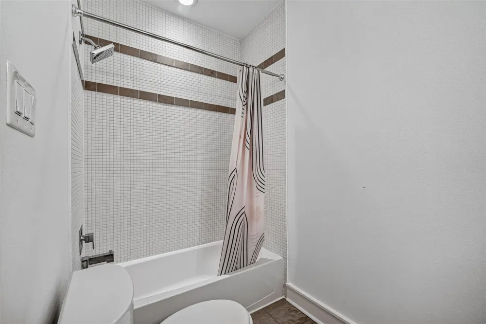 1201 Peveto Street Houston, TX 77019