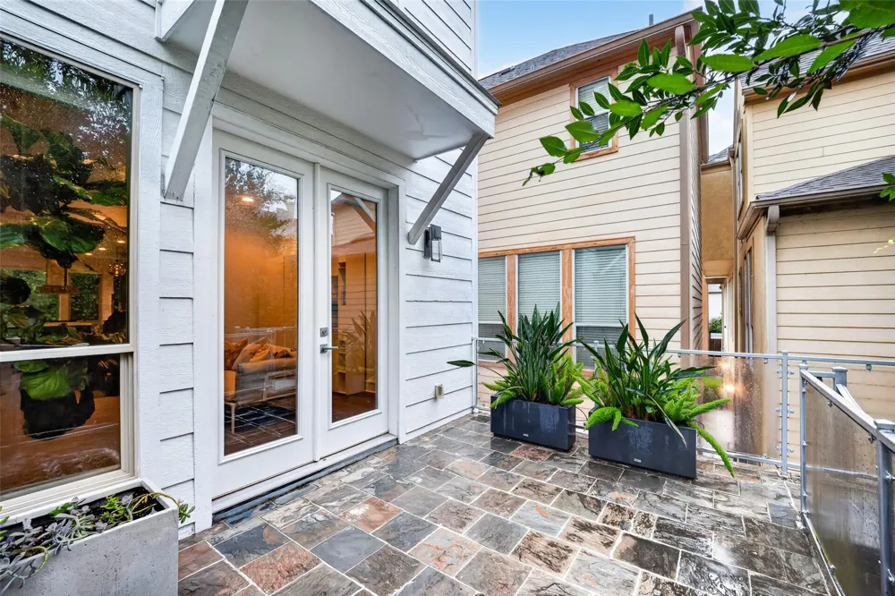 1201 Peveto Street Houston, TX 77019