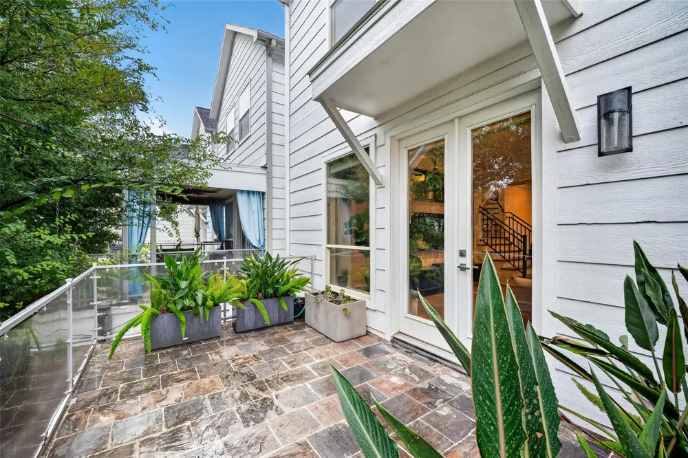 1201 Peveto Street Houston, TX 77019