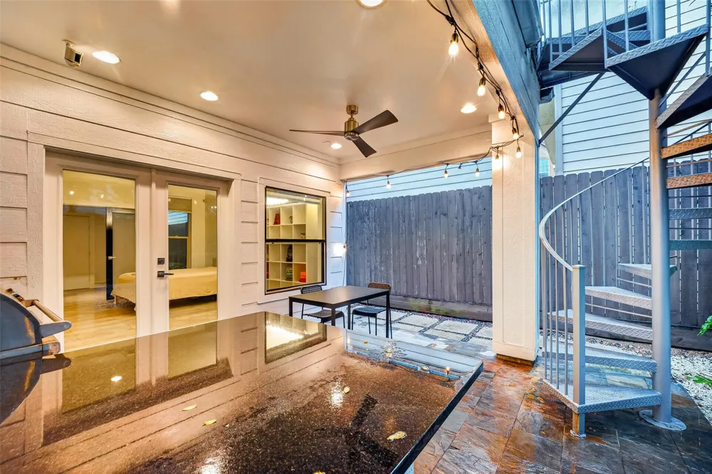 1201 Peveto Street Houston, TX 77019
